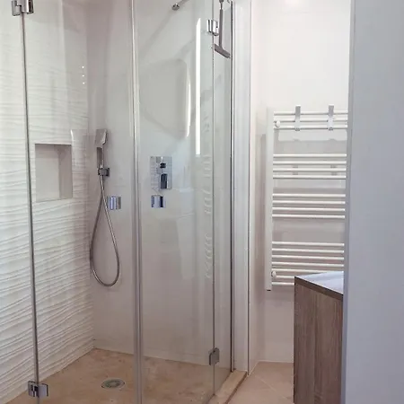 Apartament Coco, Elegance And Serenity In