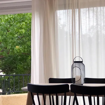 Coco, Elegance And Serenity In * Collioure